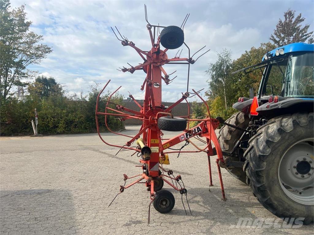 Fella TH660DY Okretači i sakupljači sijena