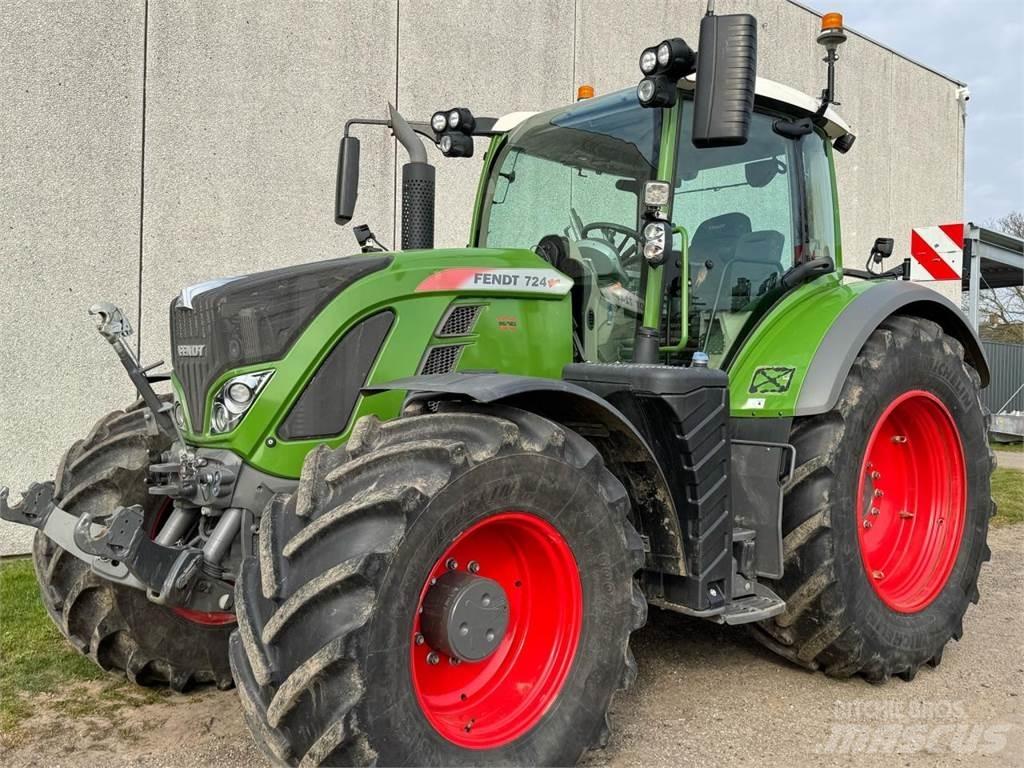 Fendt 724 Traktori
