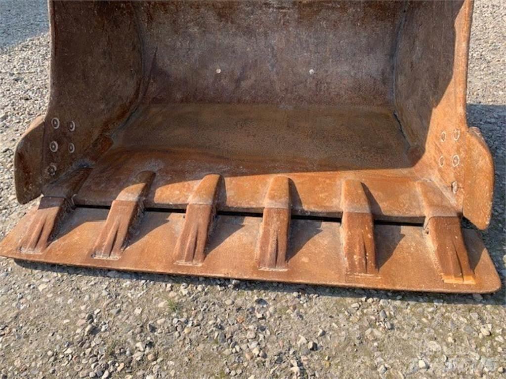  GRAVESKOVL. Kašike / Korpe