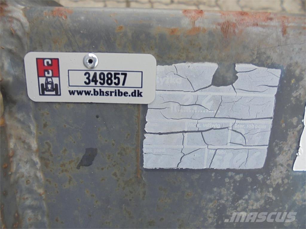 Hauer 2,4 M Ostala oprema za traktore