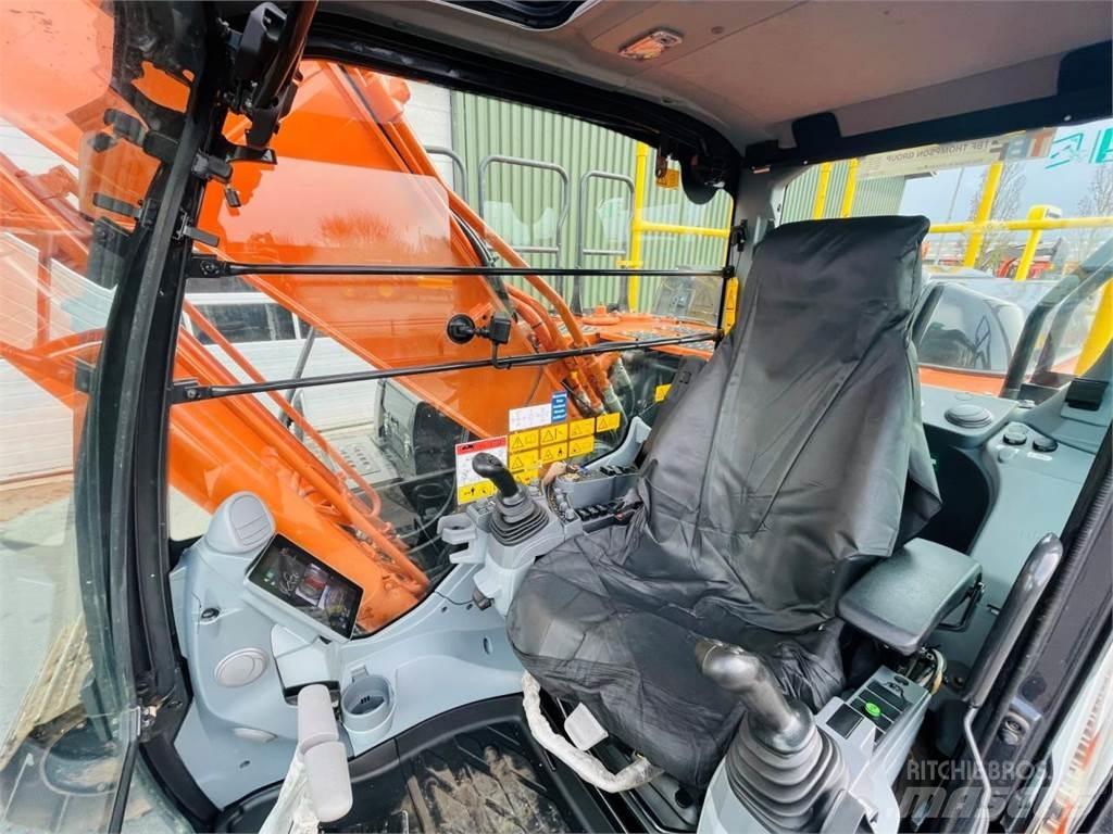 Hitachi ZX210LC-7 Bageri gusjeničari