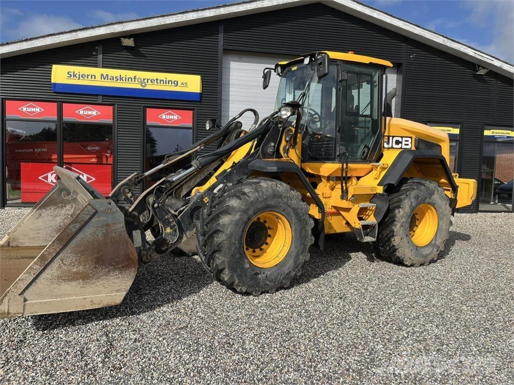 JCB 427 HT Utovarivači na kotačima