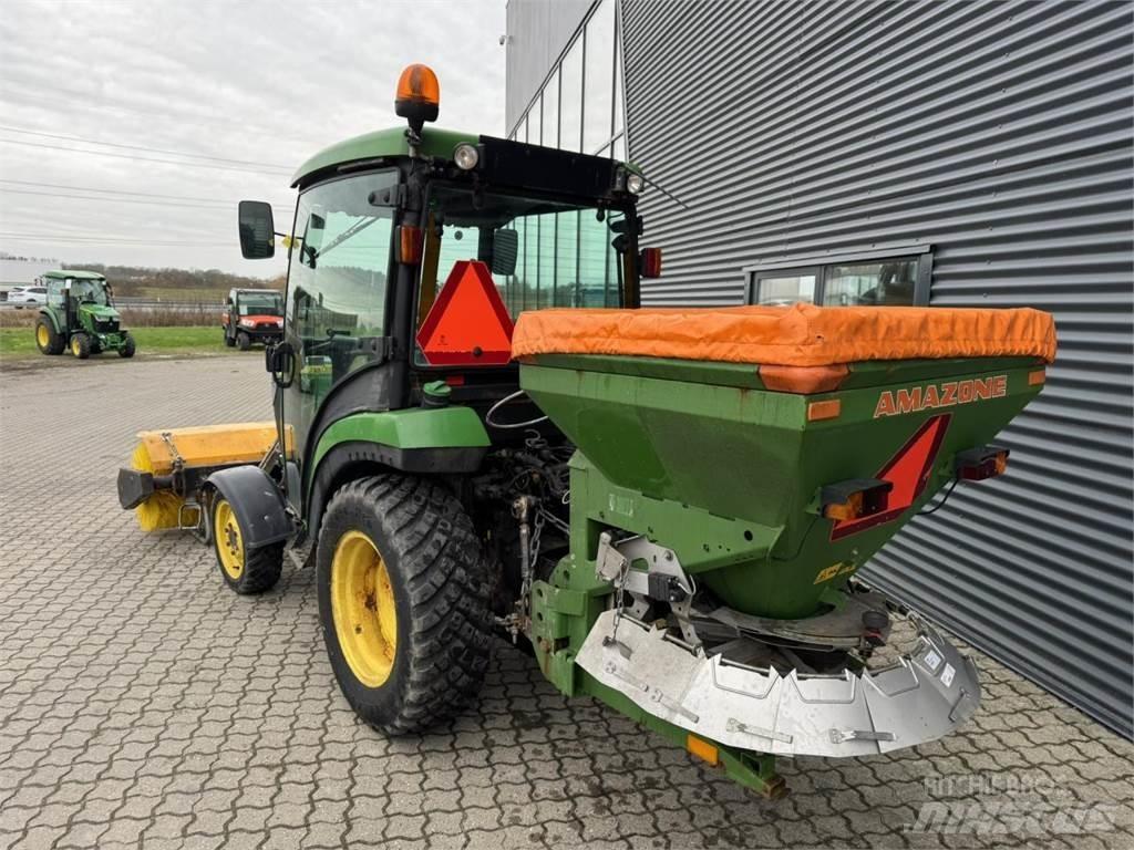 John Deere 2036R Kompaktni (mali) traktori