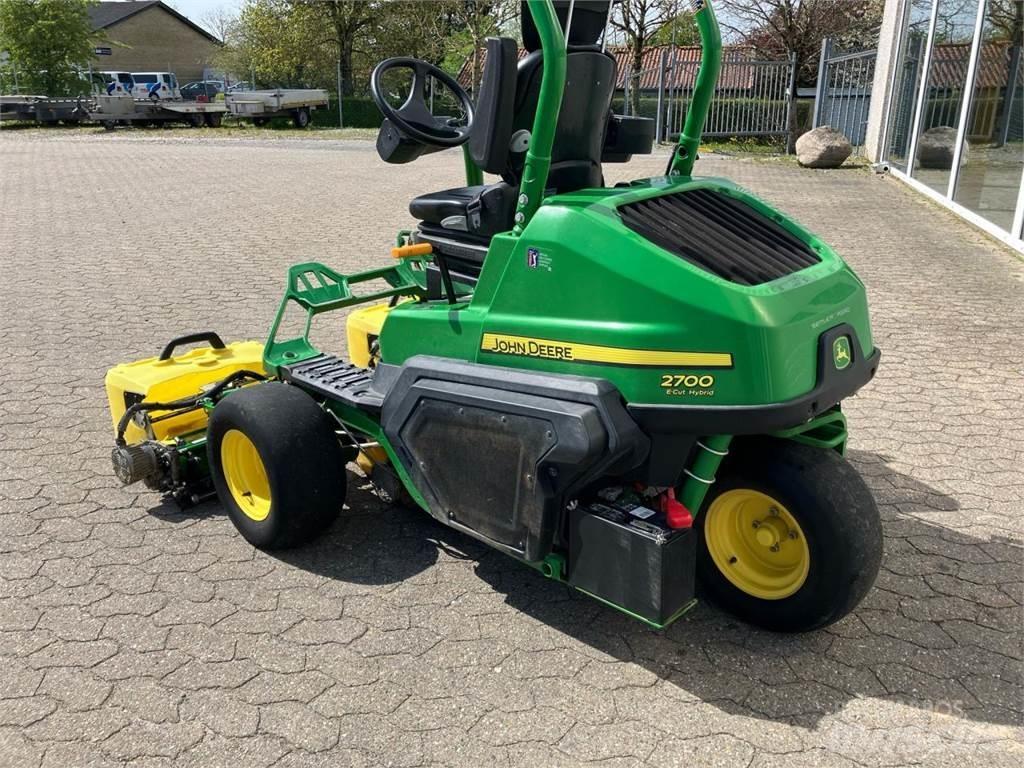 John Deere 2700 Kosilice za otvoren prostor