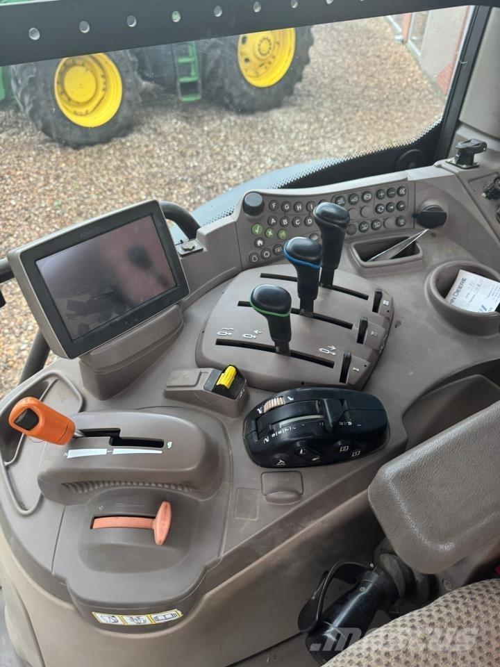 John Deere 6150R Traktori