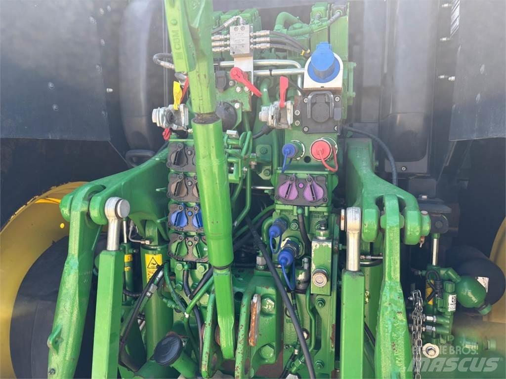 John Deere 6175R Traktori