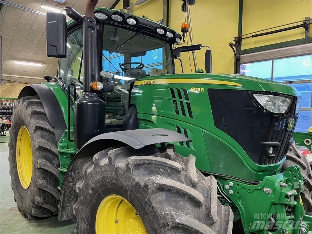 John Deere 6175R Traktori