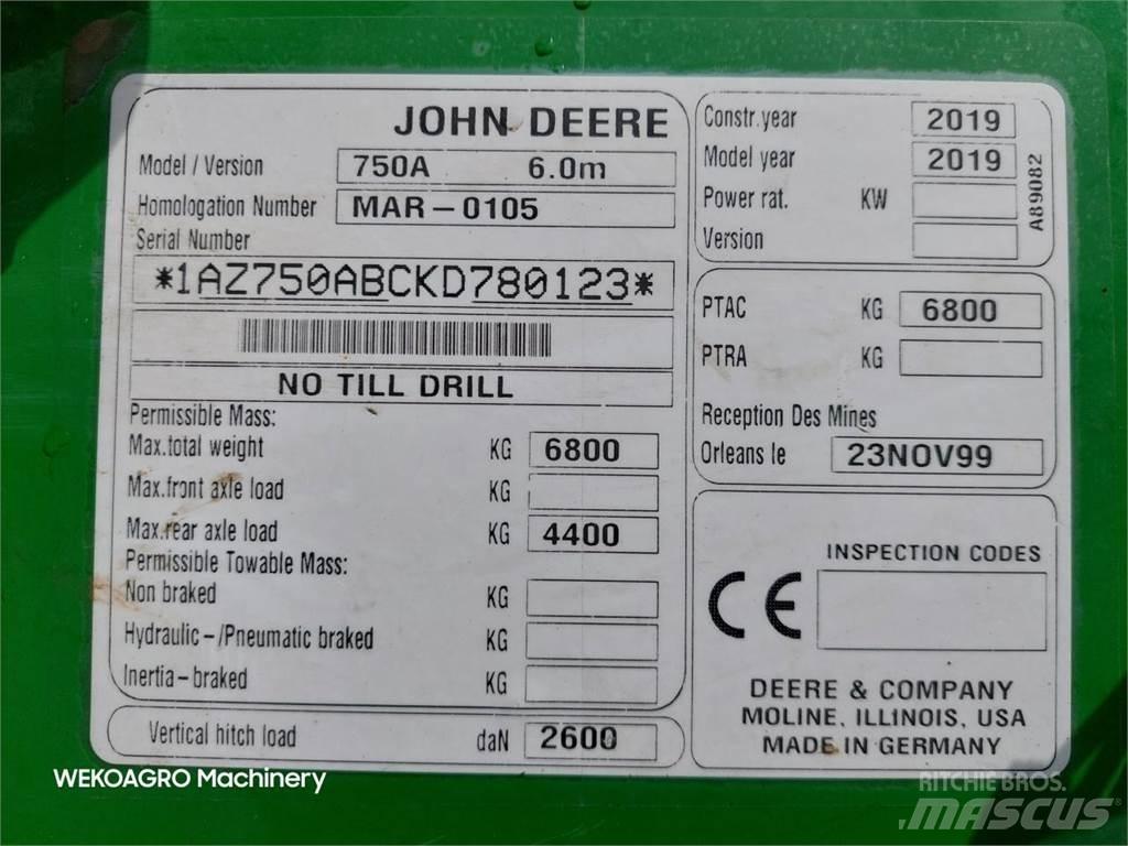 John Deere 750 A Sijačice