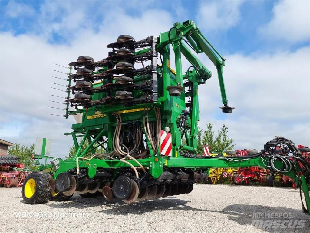 John Deere 750 A Sijačice