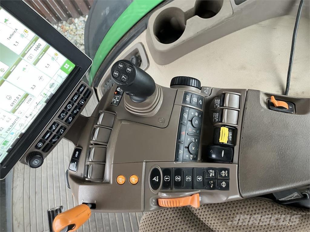 John Deere 8320R Traktori