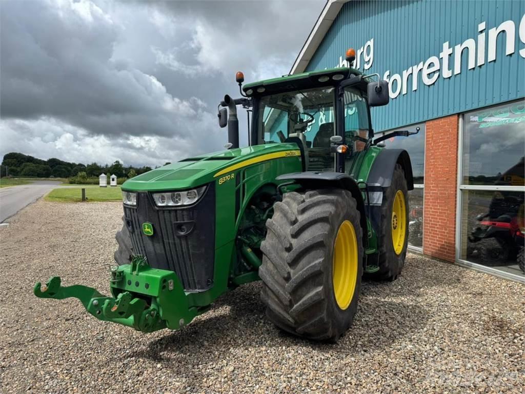 John Deere 8370R Traktori