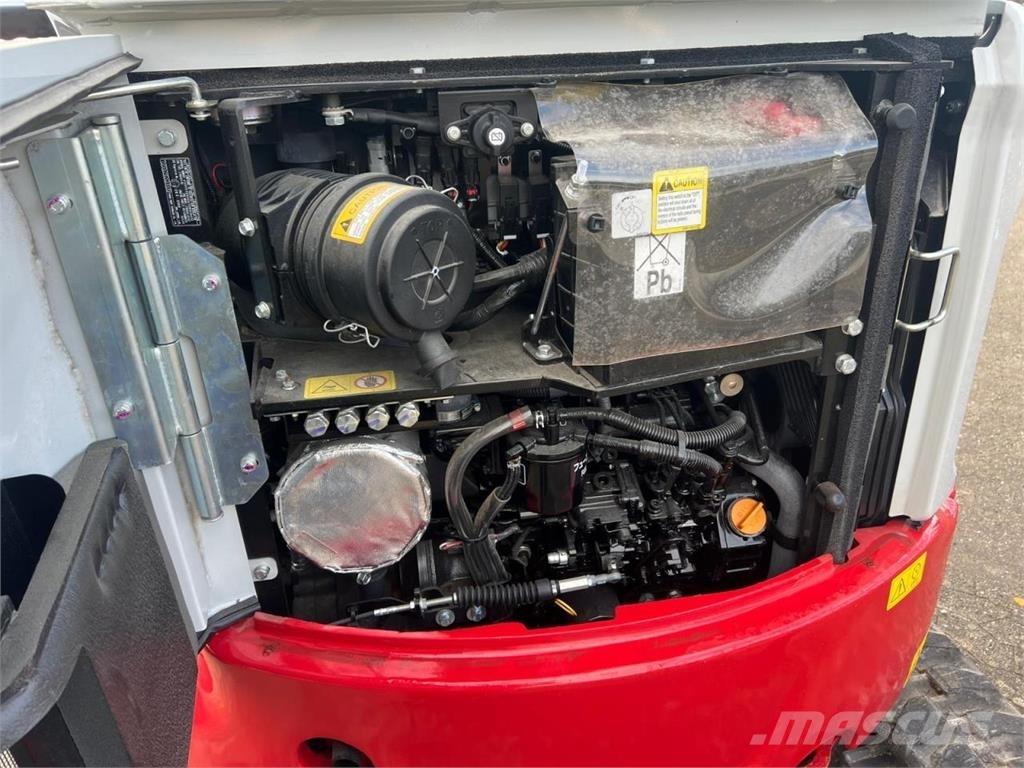 Takeuchi TB325R Mini bageri <7t