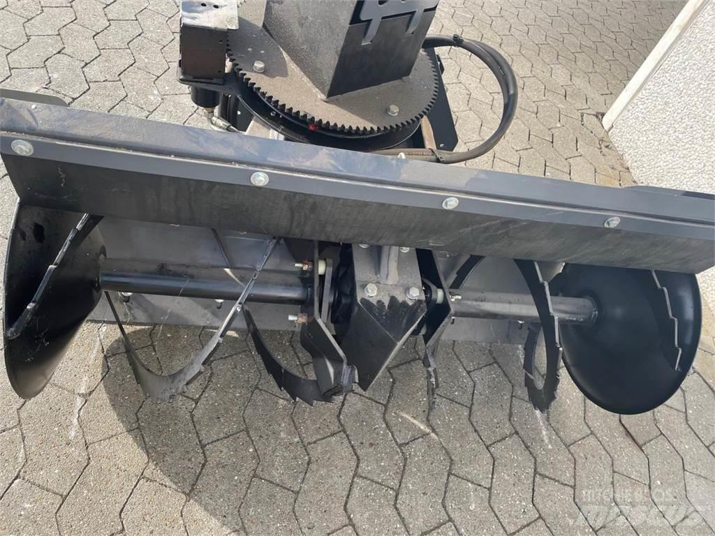 Timan 3120H Vozila za prijevoz opreme za rad