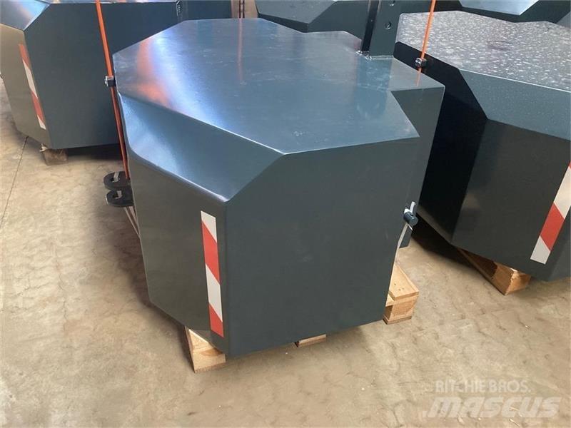  - - -  1800 KG Prednji utegovi