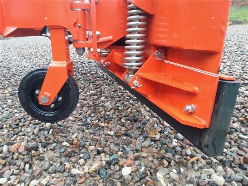  - - -  BOXER AGRI Sniježne daske i  plugovi