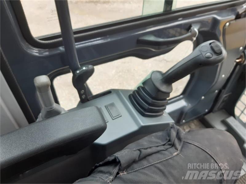  - - -  xcmg  xe150e Bageri gusjeničari
