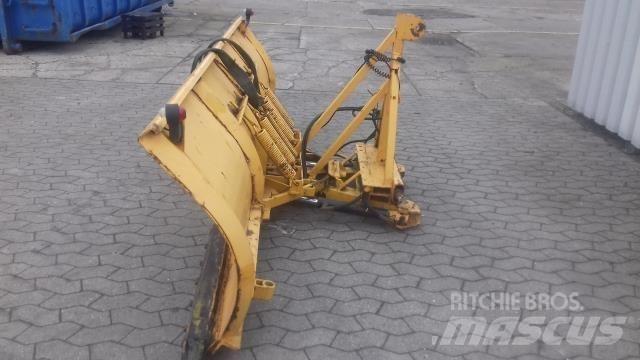  - - - 2.5 MTR Sniježne daske i  plugovi