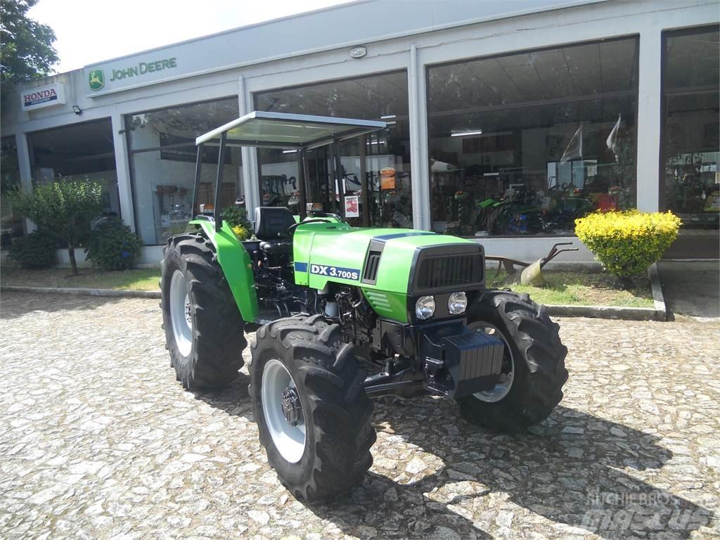 Deutz DX3700 Traktori