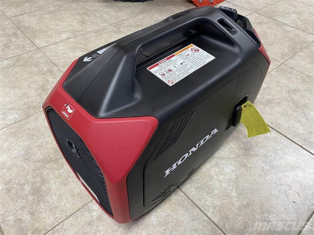 Honda EU3200I Rasvjetni tornjevi
