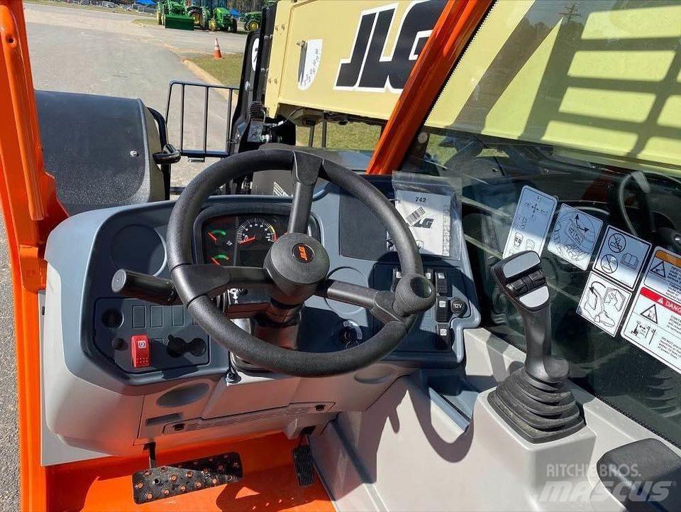 JLG 742 Teleskopski viličari