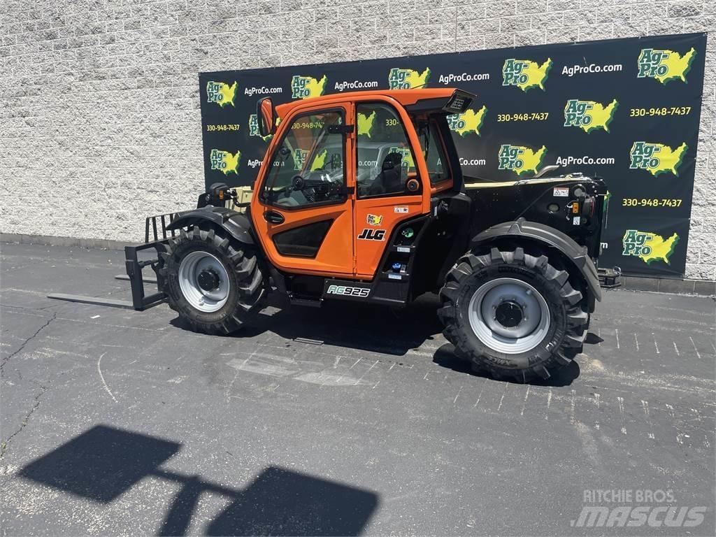 JLG 925 Teleskopski viličari