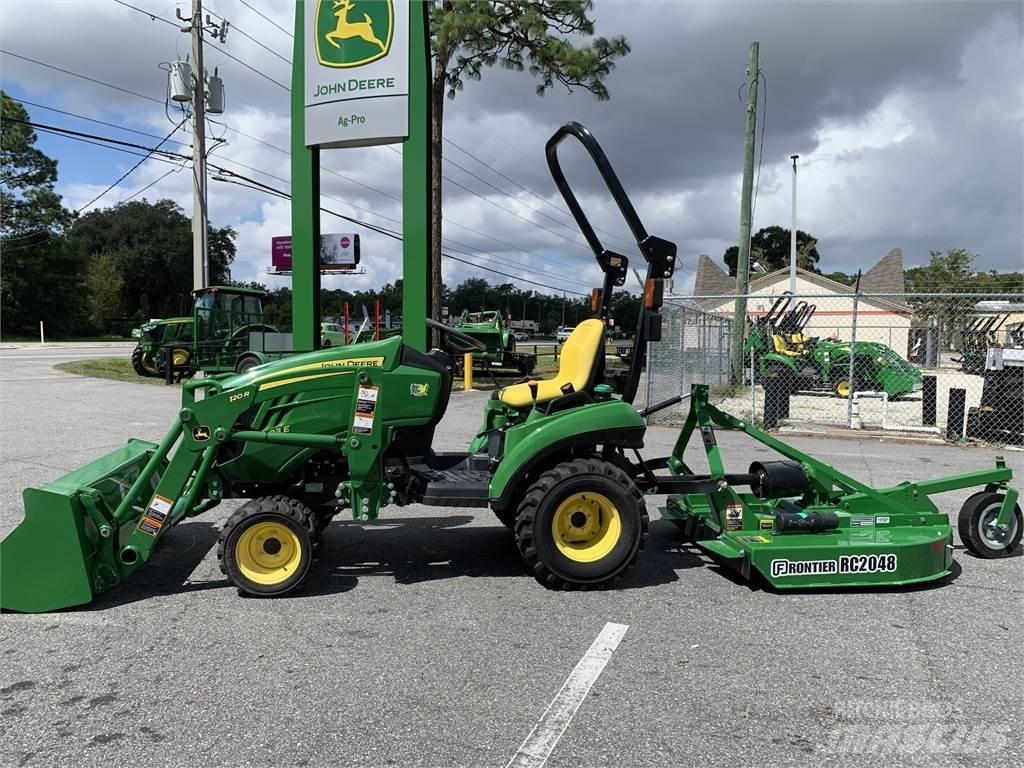 John Deere 1023E Kompaktni (mali) traktori
