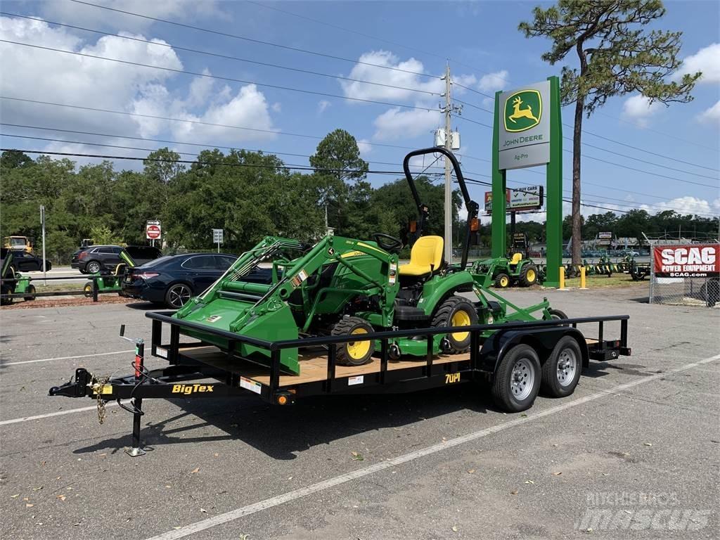 John Deere 1023E Kompaktni (mali) traktori