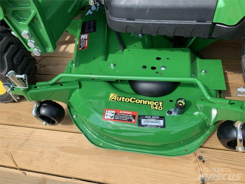 John Deere 1023E Kompaktni (mali) traktori