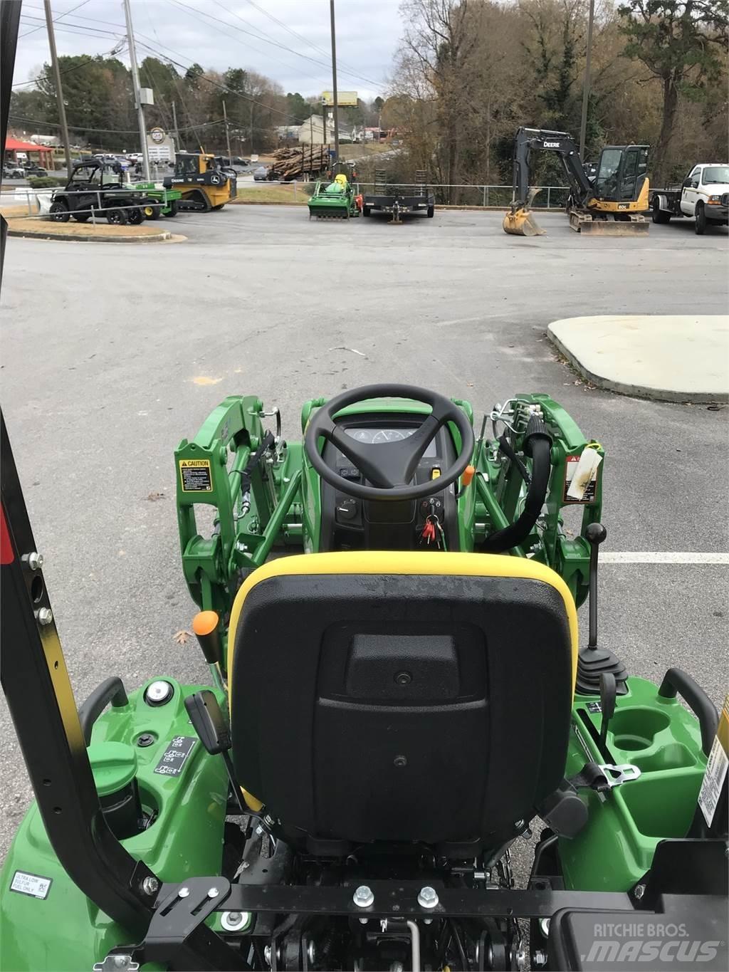 John Deere 1023E Kompaktni (mali) traktori