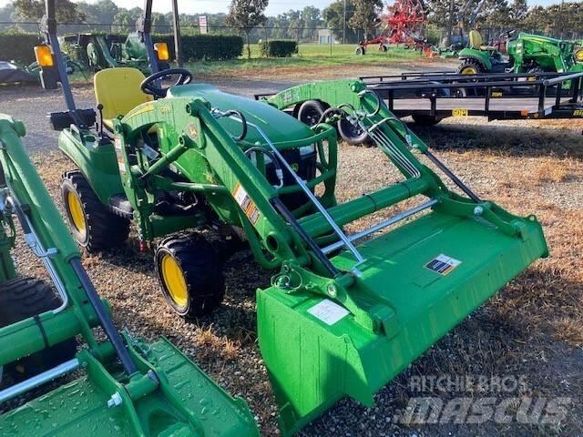 John Deere 1023E Kompaktni (mali) traktori