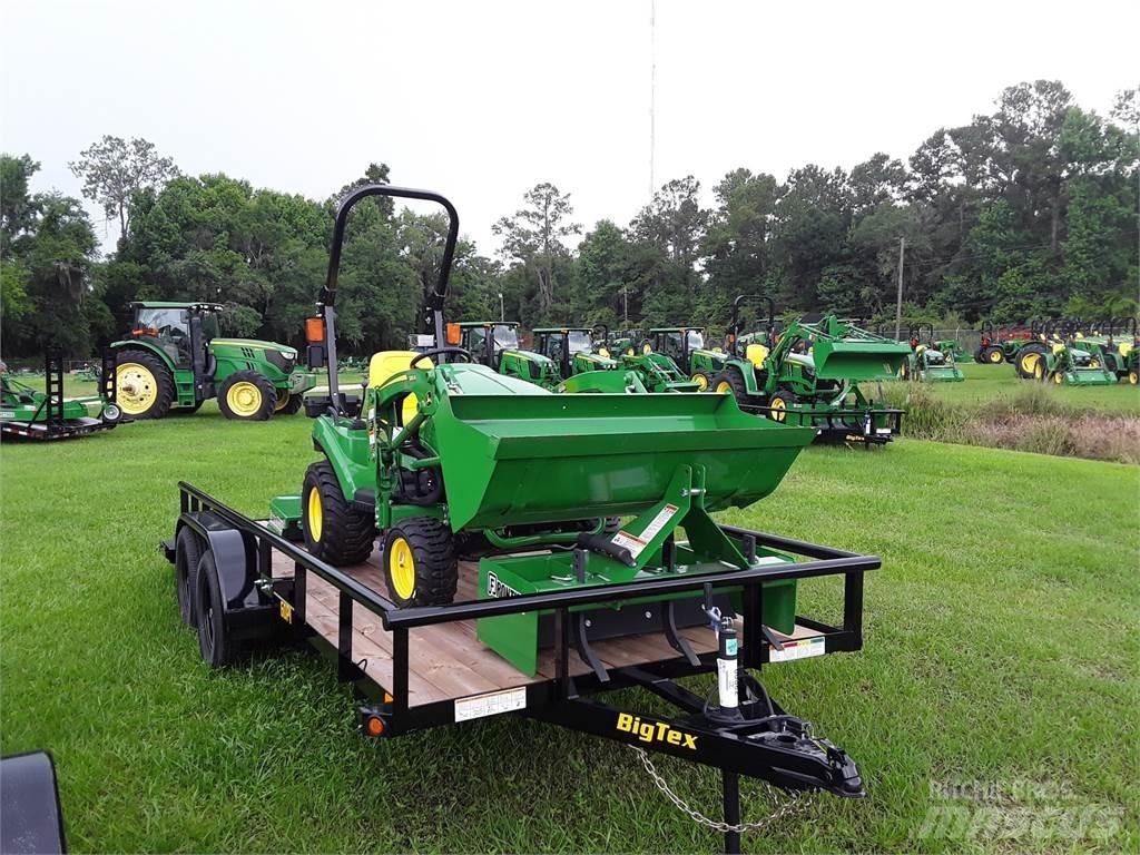 John Deere 1025R Kompaktni (mali) traktori