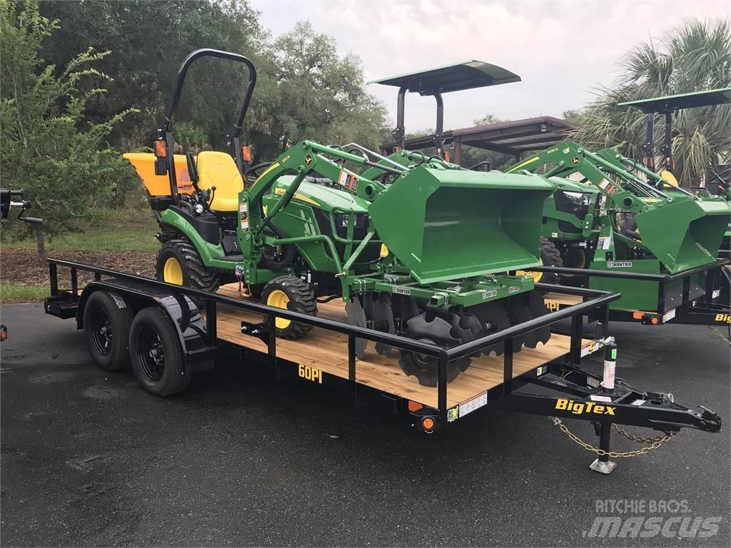 John Deere 1025R Kompaktni (mali) traktori