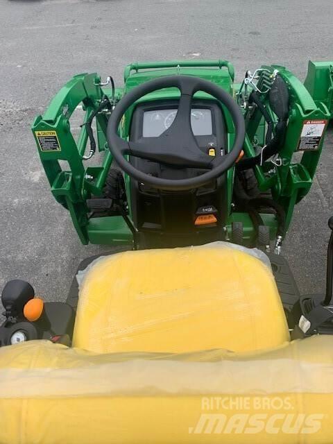 John Deere 1025R Kompaktni (mali) traktori