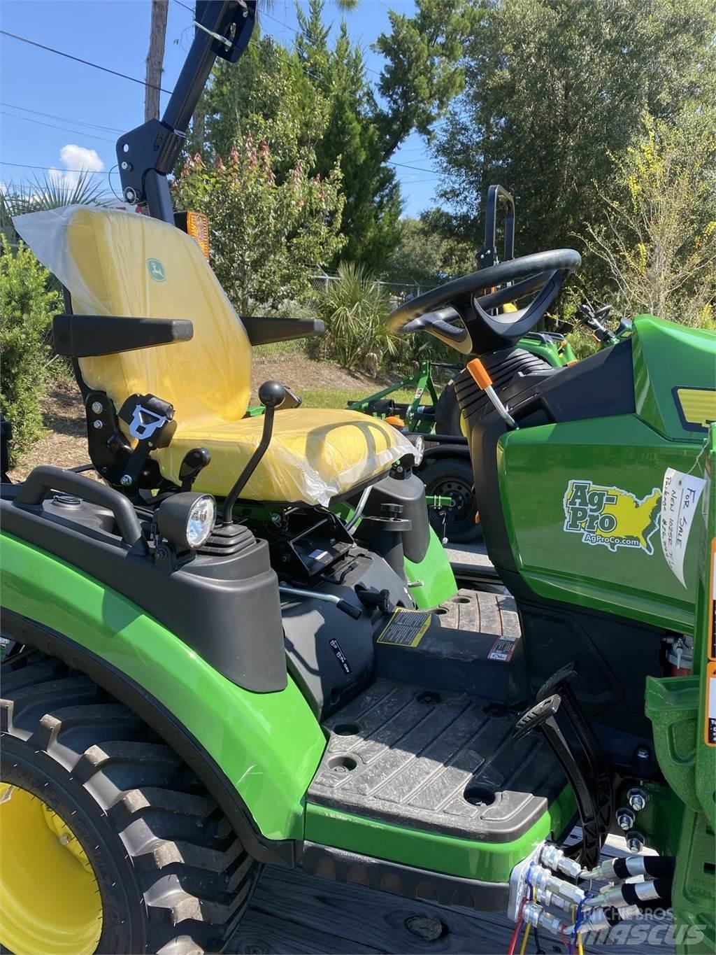 John Deere 1025R Kompaktni (mali) traktori
