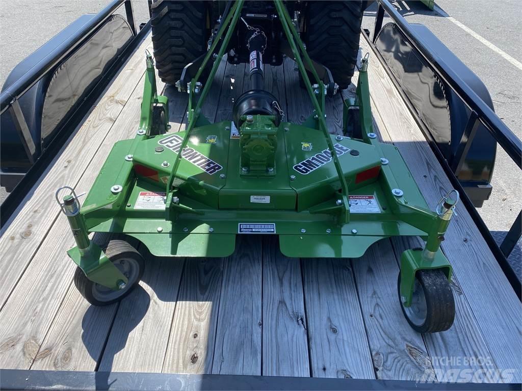 John Deere 1025R Kompaktni (mali) traktori