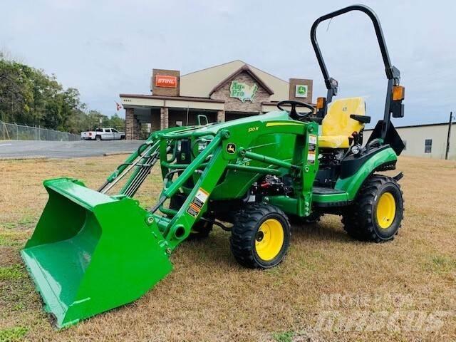 John Deere 1025R Kompaktni (mali) traktori