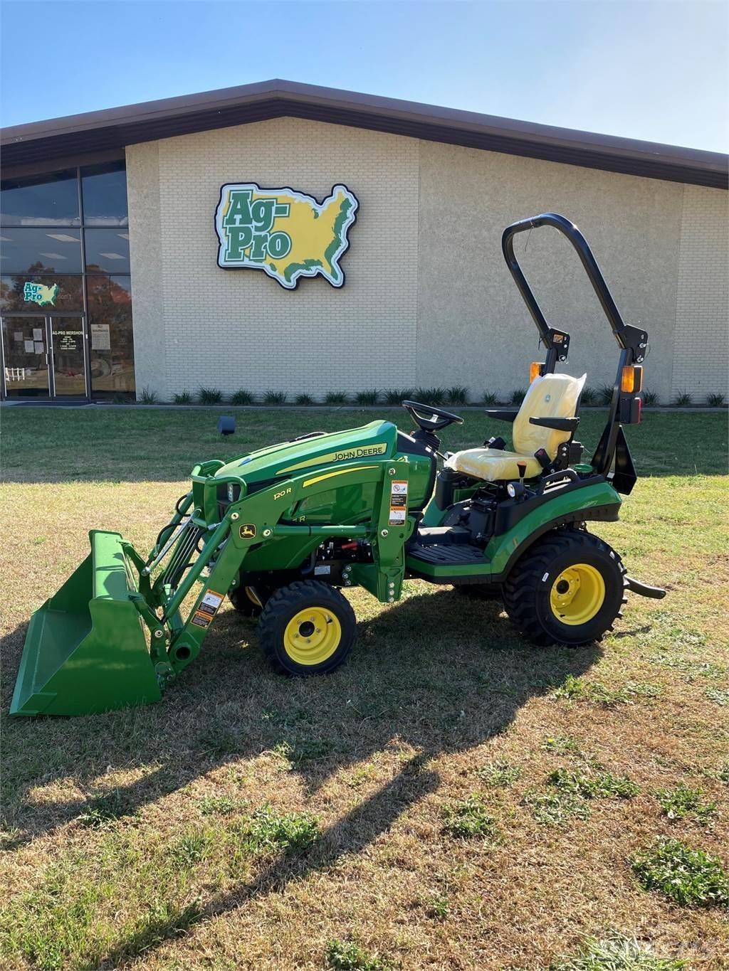 John Deere 1025R Kompaktni (mali) traktori