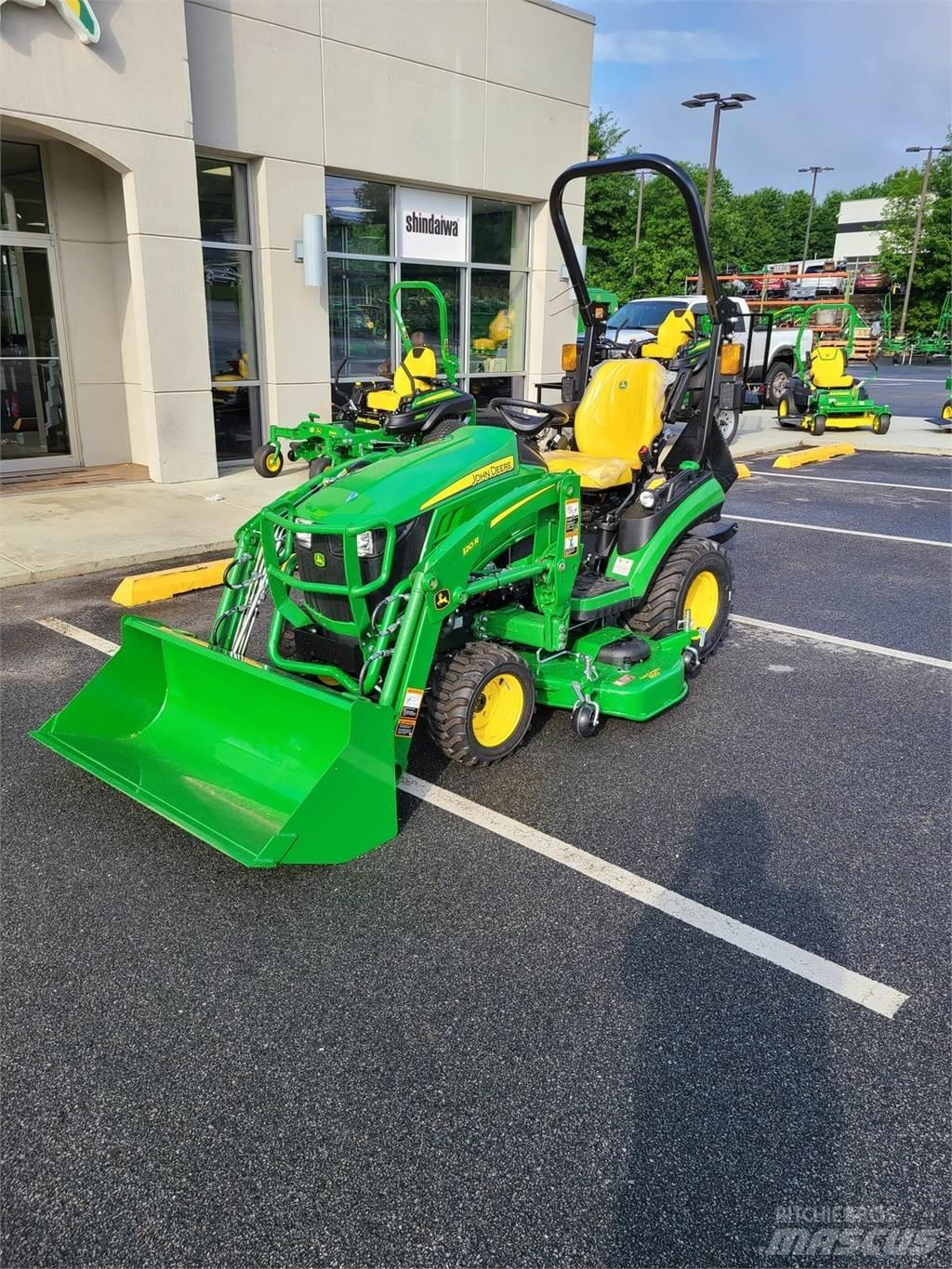 John Deere 1025R Kompaktni (mali) traktori