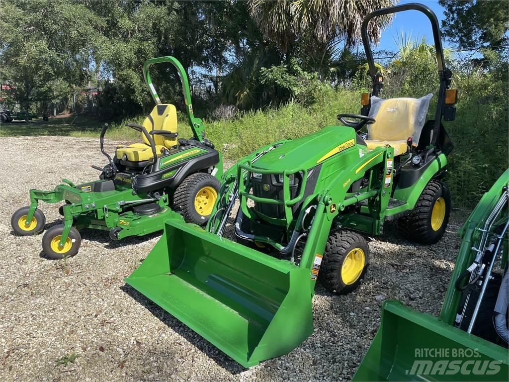 John Deere 1025R Kompaktni (mali) traktori