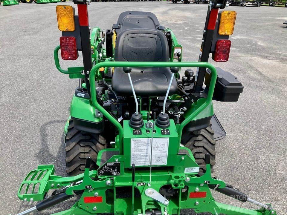 John Deere 1025R Kompaktni (mali) traktori