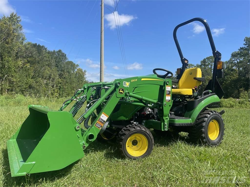John Deere 1025R Kompaktni (mali) traktori