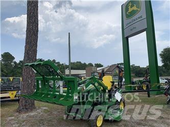 John Deere 1025R Kompaktni (mali) traktori