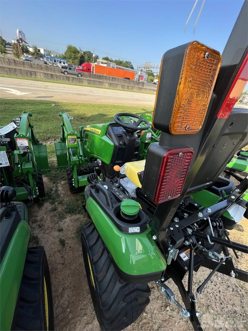 John Deere 1025R Kompaktni (mali) traktori