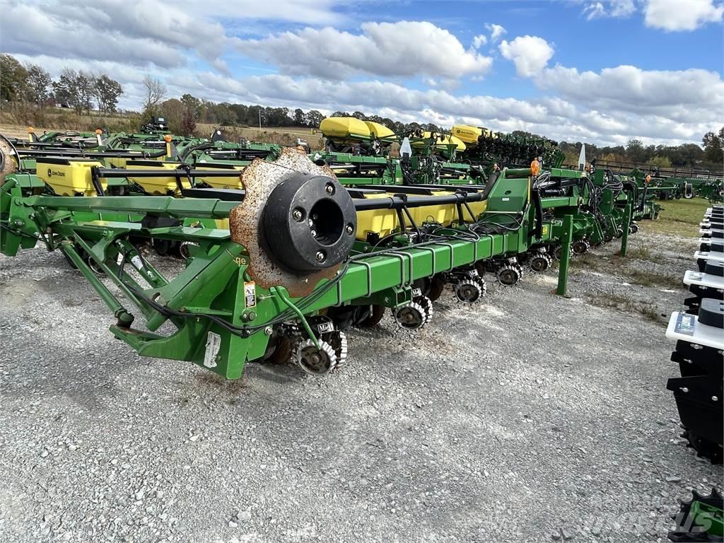 John Deere 1720 Sadilice