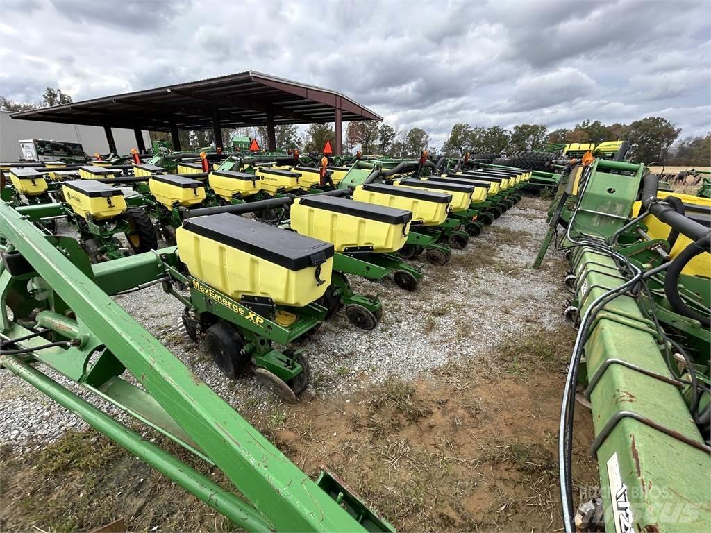 John Deere 1720 Sadilice