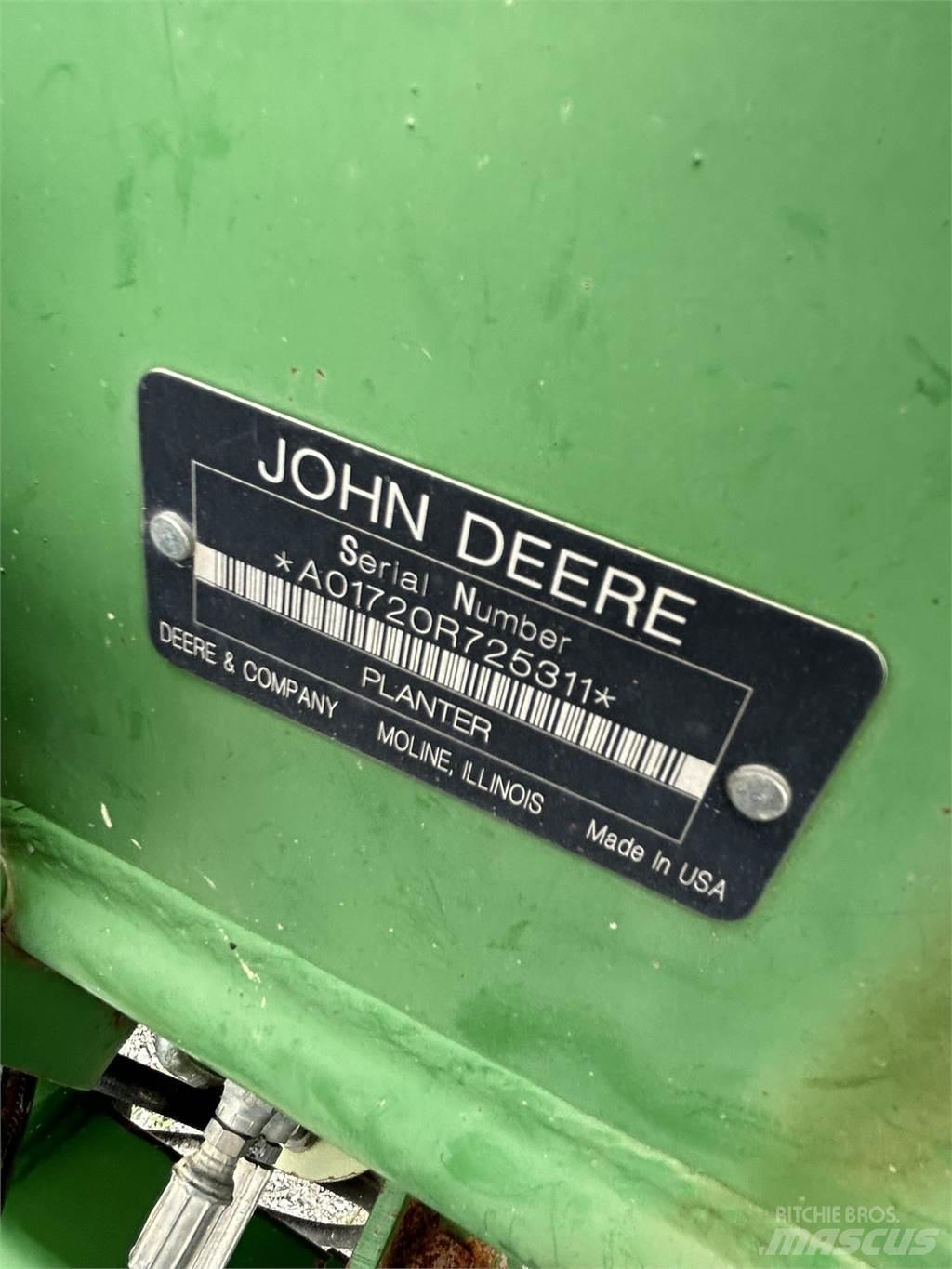 John Deere 1720 Sadilice