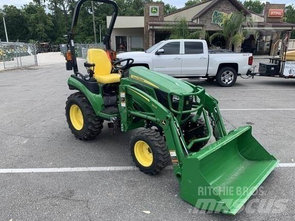 John Deere 2025R Kompaktni (mali) traktori
