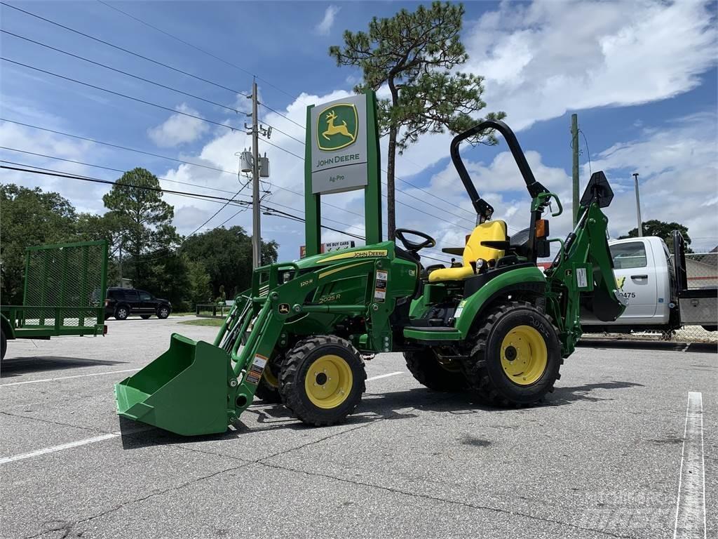 John Deere 2025R Kompaktni (mali) traktori