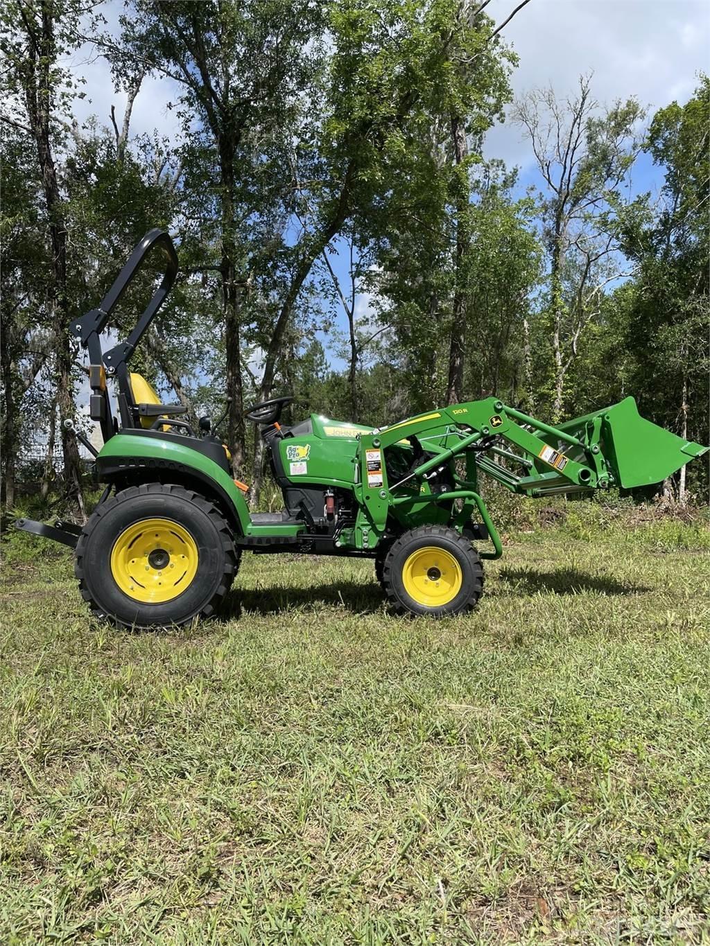 John Deere 2025R Kompaktni (mali) traktori