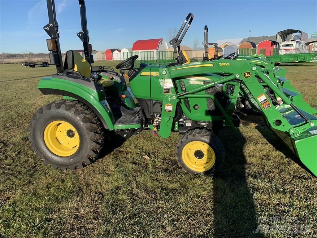 John Deere 2032R Kompaktni (mali) traktori